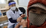 Hà Nội bắt đầu tiêm vaccine Covid-19 mũi 3 cho người dân, người cao tuổi có bệnh nền cũng được tiêm