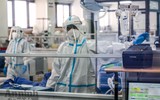 Những hình ảnh đặc biệt về nơi đang giành giật sự sống cho bệnh nhân Covid-19 nặng ở Hà Nội