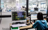 Những hình ảnh đặc biệt về nơi đang giành giật sự sống cho bệnh nhân Covid-19 nặng ở Hà Nội