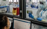 Những hình ảnh đặc biệt về nơi đang giành giật sự sống cho bệnh nhân Covid-19 nặng ở Hà Nội