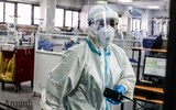 Những hình ảnh đặc biệt về nơi đang giành giật sự sống cho bệnh nhân Covid-19 nặng ở Hà Nội