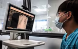 Những hình ảnh đặc biệt về nơi đang giành giật sự sống cho bệnh nhân Covid-19 nặng ở Hà Nội