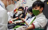 Ấn tượng hình ảnh thanh niên Công an Thủ đô rạng rỡ khi hiến máu phục vụ bệnh nhân ngày sát Tết