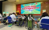 Ấn tượng hình ảnh thanh niên Công an Thủ đô rạng rỡ khi hiến máu phục vụ bệnh nhân ngày sát Tết