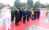 Lãnh đạo Đảng, Nhà nước, thành phố Hà Nội vào Lăng viếng Chủ tịch Hồ Chí Minh trước thềm Tết Nhâm Dần