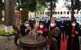Lãnh đạo Hà Nội dâng hương tưởng nhớ các vị liệt tổ, liệt tông và Chủ tịch Hồ Chí Minh 