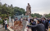 Bí thư Thành ủy Hà Nội dâng hương tưởng nhớ Hoàng đế Quang Trung nhân kỷ niệm 233 năm Chiến thắng Ngọc Hồi - Đống Đa