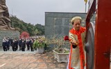 Bí thư Thành ủy Hà Nội dâng hương tưởng nhớ Hoàng đế Quang Trung nhân kỷ niệm 233 năm Chiến thắng Ngọc Hồi - Đống Đa
