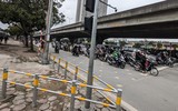 Cận cảnh những đoạn vỉa hè được quây kín bằng rào sắt ở Hà Nội: Có hiệu quả, nhưng còn bất cập