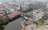 Nhìn từ flycam 2 hồ nước sắp bị san lấp ở phường Ngọc Thụy, Long Biên