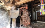 Hà Nội: Xót xa hình ảnh tượng cổ chùa Tây Phương xuống cấp nghiêm trọng