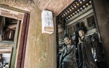Hà Nội: Xót xa hình ảnh tượng cổ chùa Tây Phương xuống cấp nghiêm trọng