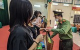 Thanh niên 7 đơn vị Công an Hà Nội phối hợp đảm bảo an ninh nông thôn ở huyện Thanh Oai