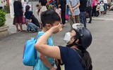 Cận cảnh trẻ mầm non Hà Nội ngày đầu tiên đến trường học trực tiếp