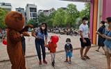 Cận cảnh trẻ mầm non Hà Nội ngày đầu tiên đến trường học trực tiếp
