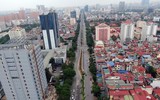 Nhìn từ flycam, đường Hoàng Quốc Việt 8 làn xe cực đẹp sau xén giải phân cách