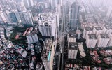 Toàn cảnh đường Lê Văn Lương - Tố Hữu với loạt cao ốc vi phạm quy hoạch