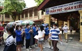 Thí sinh thi lớp 10 Hà Nội phấn khởi khi hoàn thành tốt ngày thi đầu tiên