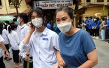 Thí sinh thi lớp 10 Hà Nội phấn khởi khi hoàn thành tốt ngày thi đầu tiên