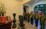 Công an Thủ đô dâng hương tưởng nhớ các anh hùng liệt sỹ ở nghĩa trang Quốc gia Vị Xuyên