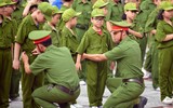 Khoảnh khắc đáng yêu của các em nhỏ tham gia Học kỳ Công an ở Học viện Cảnh sát Nhân dân