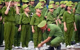 Khoảnh khắc đáng yêu của các em nhỏ tham gia Học kỳ Công an ở Học viện Cảnh sát Nhân dân