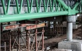 Toàn cảnh cầu vòm sắt vượt hồ đầu tiên ở Hà Nội trước ngày thông xe