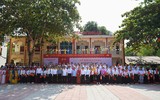 Thủ tướng Phạm Minh Chính trò chuyện với học sinh Phú Thọ trước thềm năm học mới