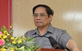 Thủ tướng Phạm Minh Chính trò chuyện với học sinh Phú Thọ trước thềm năm học mới