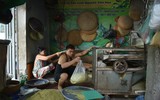 Cận cảnh làng nghề làm cốm mộc độc đáo ở Thủ đô