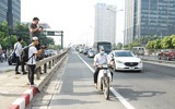 Cận cảnh ngày đầu tiên CSGT tuần tra, ghi hình xử lý vi phạm trên đường vành đai 3 trên cao