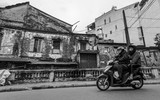 Lãng đãng chiều đông Hà Nội qua các bức ảnh đen trắng giàu cảm xúc