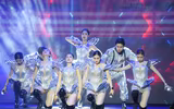Tận mắt nữ sinh 