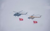 Tiêm kích Su-30MK2 trình diễn ấn tượng mở màn Triển lãm Quốc phòng quốc tế Việt Nam 2022