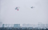 Tiêm kích Su-30MK2 trình diễn ấn tượng mở màn Triển lãm Quốc phòng quốc tế Việt Nam 2022
