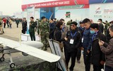 Người dân xếp hàng chờ vào trải nghiệm vũ khí made in Việt Nam tại Triển lãm Quốc phòng quốc tế Việt Nam 2022