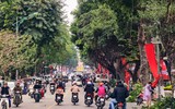 Hà Nội: Xem không gian đi bộ quanh hồ Thiền Quang trang hoàng đẹp mắt trước ngày khai trương