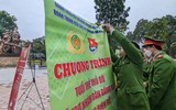 Nụ cười ấm áp tình quân dân và hoạt động ý nghĩa của Thanh niên Công an Thủ đô ngày cuối năm