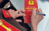 Nụ cười ấm áp tình quân dân và hoạt động ý nghĩa của Thanh niên Công an Thủ đô ngày cuối năm