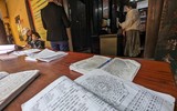Tổ Đình Phúc Khánh tấp nập người đến đăng ký cầu bình an ngày Mùng 3 Tết, nhiều bãi trông xe tự phát xuất hiện