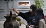 Giới trẻ Hà Thành nô nức đi lễ cầu duyên trong ngày Lễ Tình yêu Valentine 2023