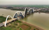 Nhìn từ flycam cầu vòm thép cao nhất Việt Nam với thiết kế độc đáo bắc qua sông Đuống