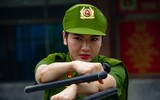 Xem nữ Công an Thủ đô khổ luyện võ thuật trên thao trường 