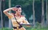 Xem nữ Công an Thủ đô khổ luyện võ thuật trên thao trường 
