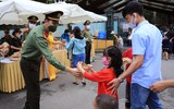 Hà Nội: Ấn tượng với hình ảnh lực lượng Công an phục vụ nhân dân kỳ nghỉ lễ