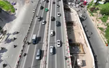 Nhìn từ flycam hai cầu vượt thép trăm tỷ ở nút Mai Dịch đang có nguy cơ chậm tiến độ 
