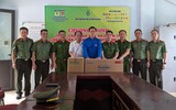 Thanh niên Công an Thủ đô về thôn, xã kích hoạt định danh điện tử, khám bệnh phục vụ nhân dân trong ngày hè nắng nóng
