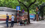 Xem hàng bốt điện được 