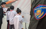 Xem Cảnh sát cơ động hướng dẫn học sinh Hà Nội kỹ năng phòng vệ, đẩy lùi các tệ nạn 