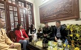 Tri ân liệt sỹ Công an Hà Nội, tặng quà các chốt giao thông cửa ngõ Thủ đô